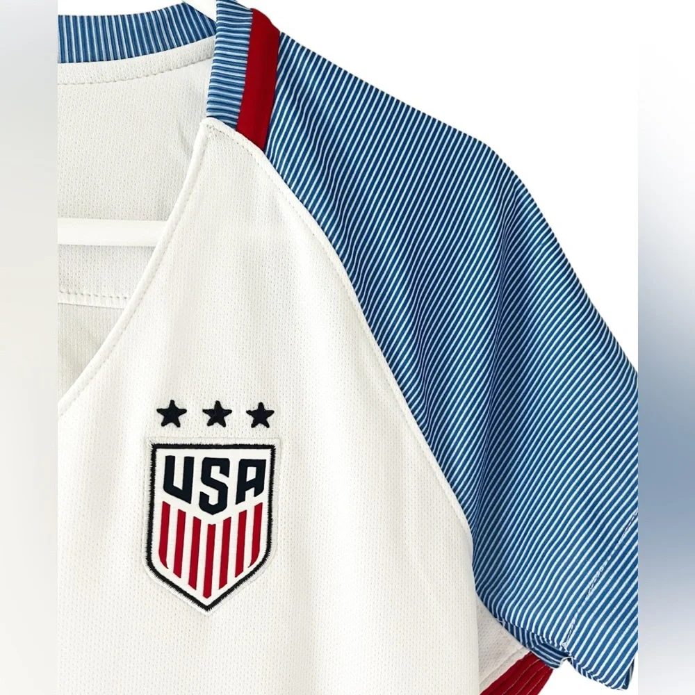 EUC Nike USA Women's Home Jersey Size L - Picture 3 of 11